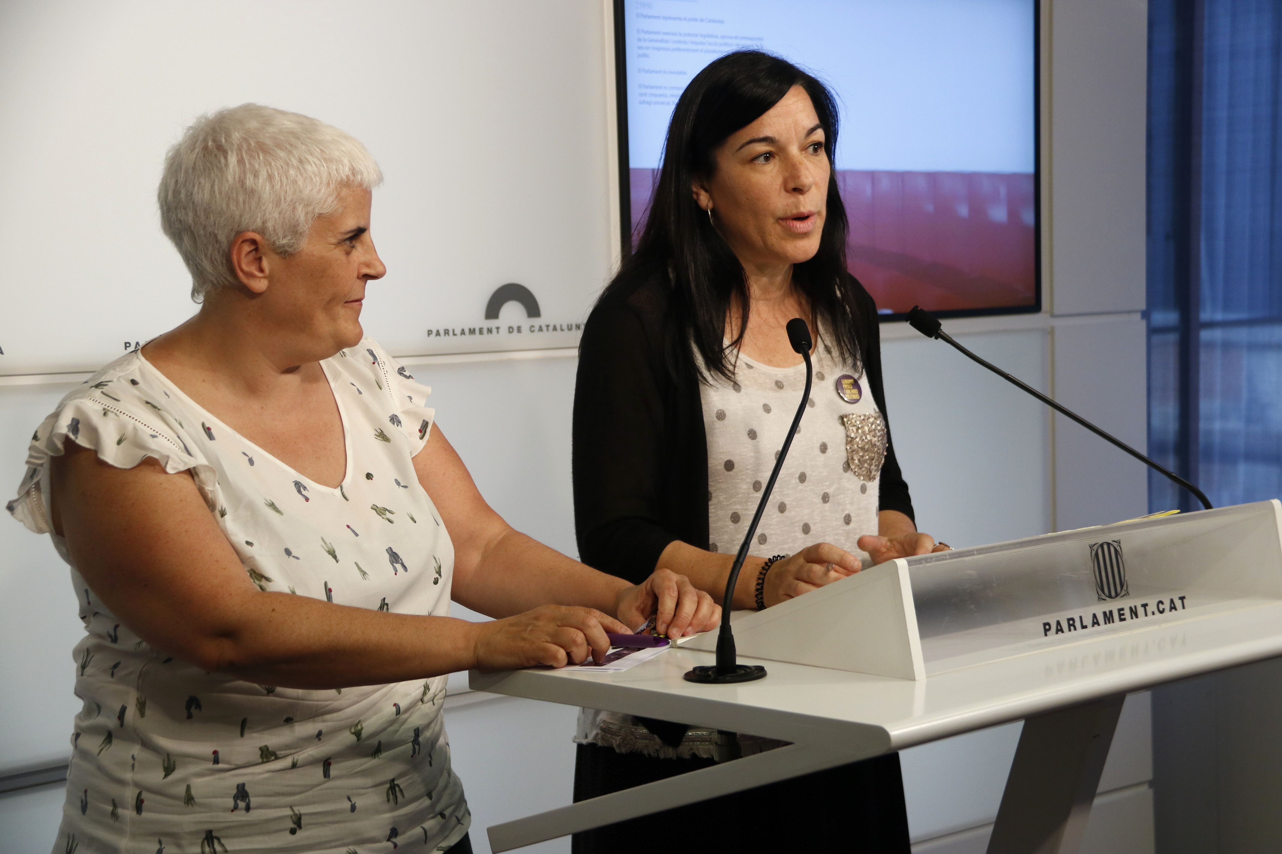 Catalan MP Adriana Delgado and vice president of National Council of Women of Catalonia, Montse Pineda, at a press conference on June 27, 2019 (Guillem Roset/ACN)